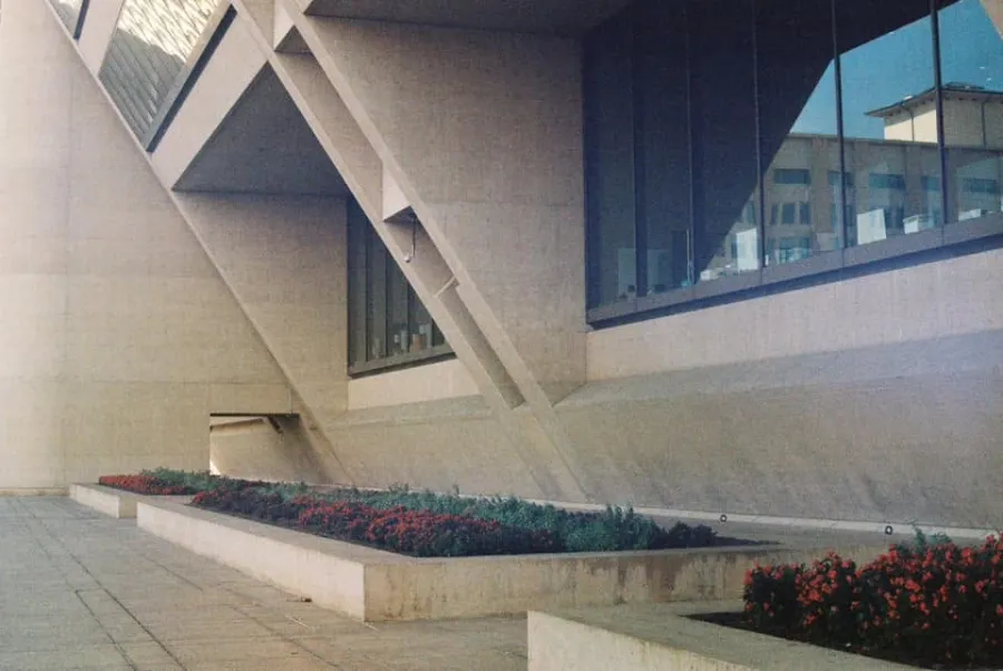 A view of the north-facing side of Dallas City Hall